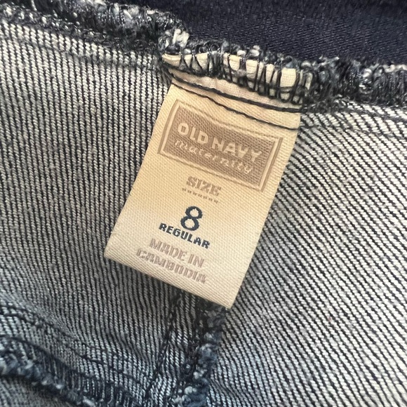 Old navy boot cut maternity jeans - Picture 2 of 3